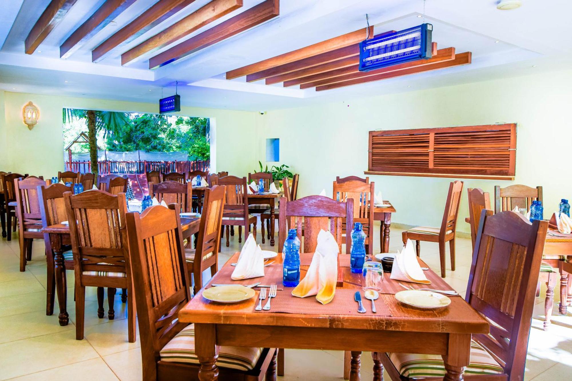 Villa Mandhari - Diani Beach Eksteriør billede