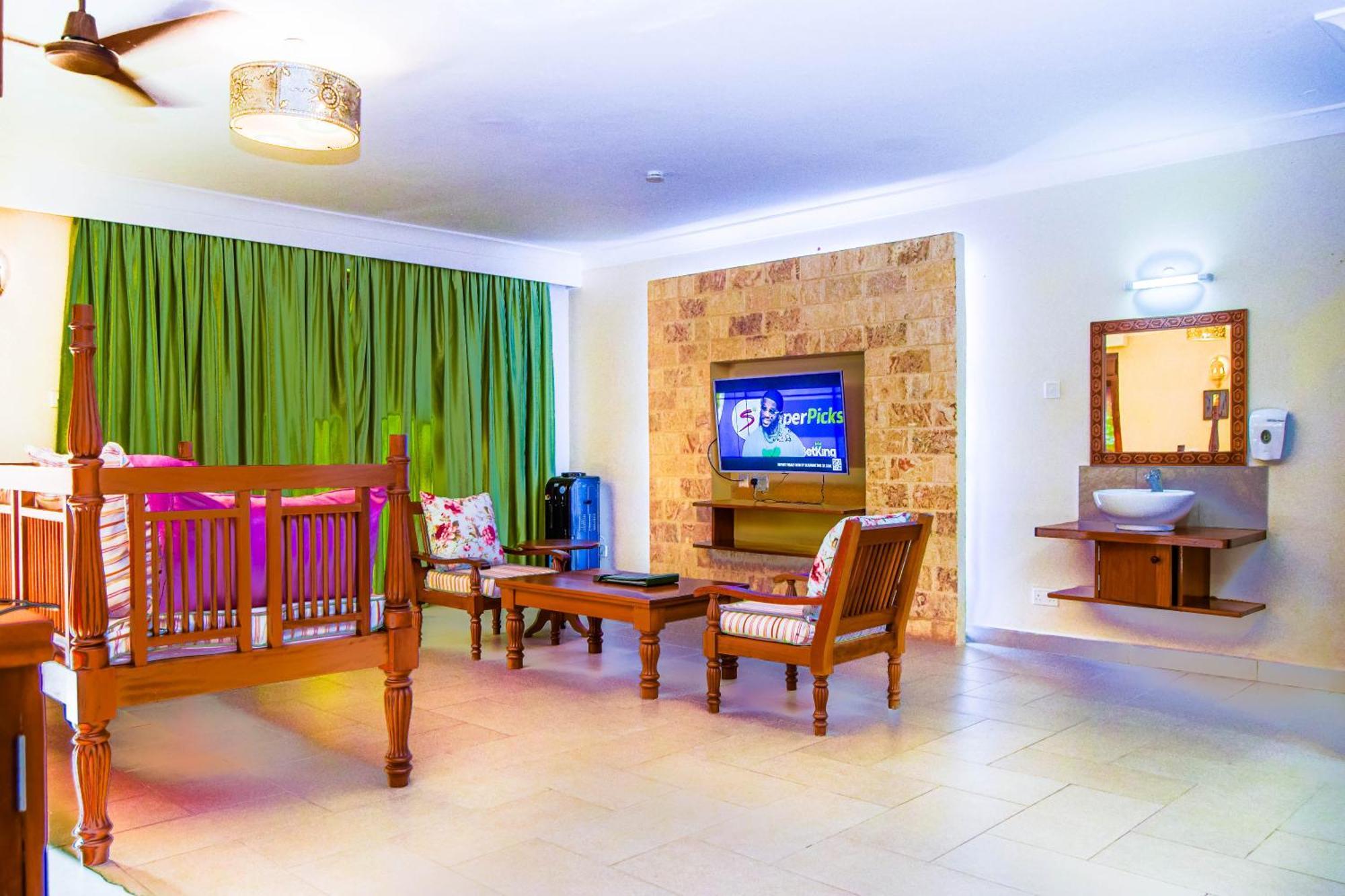 Villa Mandhari - Diani Beach Eksteriør billede